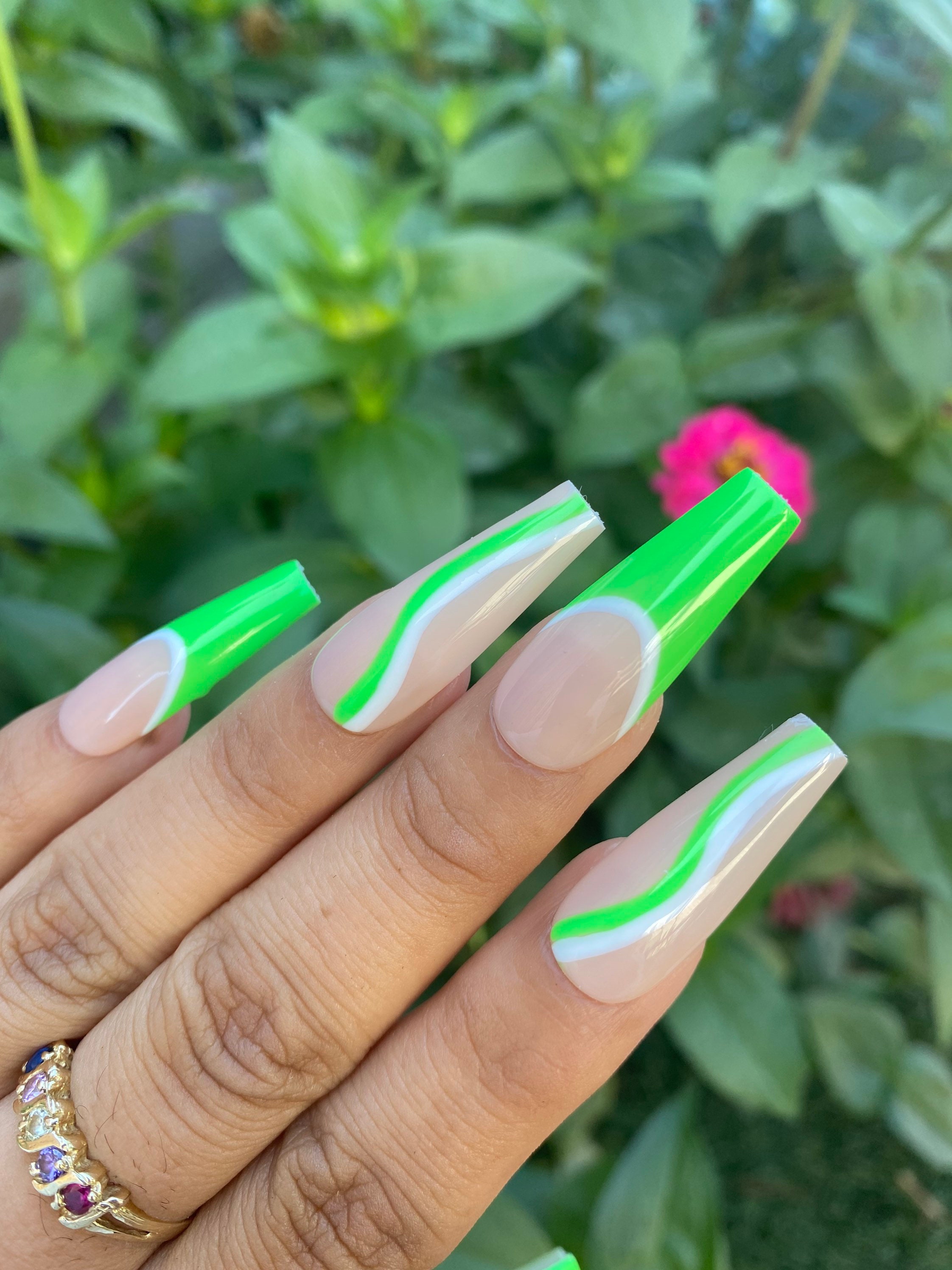 Glamorous St. Patrick's Day Four leaf Nails Short - Temu