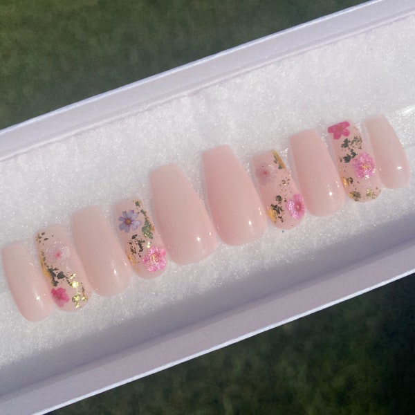 Pink Floral Press On Nails - Spring Nails - Flower Nails - Gold Nail Foil