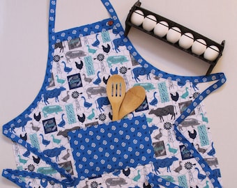 Apron with Farm Animals, Blue Apron, Vintage Apron, Retro Style Apron, Woman's Apron, Cooking Apron