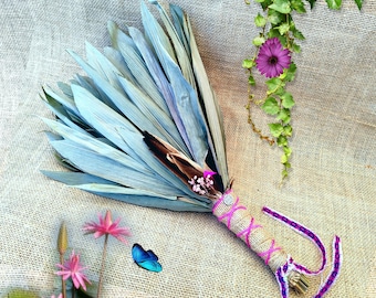 Authentic Chakapa Shipibo, Shaman Tool, Peruvian Leaf Rattle, Spiritual Cleansing, Huayra Premium, For Altars and Ceremonies. Large Leaves