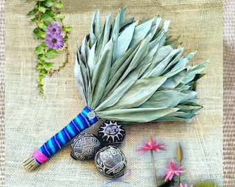 Maraca, Authentic Shipibo Chakapa - Shaman's Tool, Spiritual Cleansing, Amazonian Leaf Rattle - Peru, Handmade/Huayra