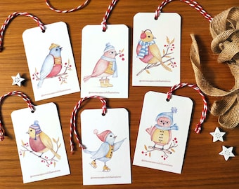 Set di 6 etichette regalo per Natale con diversi disegni di uccellini invernali, etichette per confenzioni regalo, biglietti divertenti