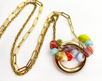 THE HOLE NECKLACE - Necklace with carabiner closure and colored glass beads - Rope and mesh chain