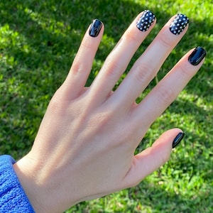Black Polka Dot Square Press On Nails: Glossy Short False Nails