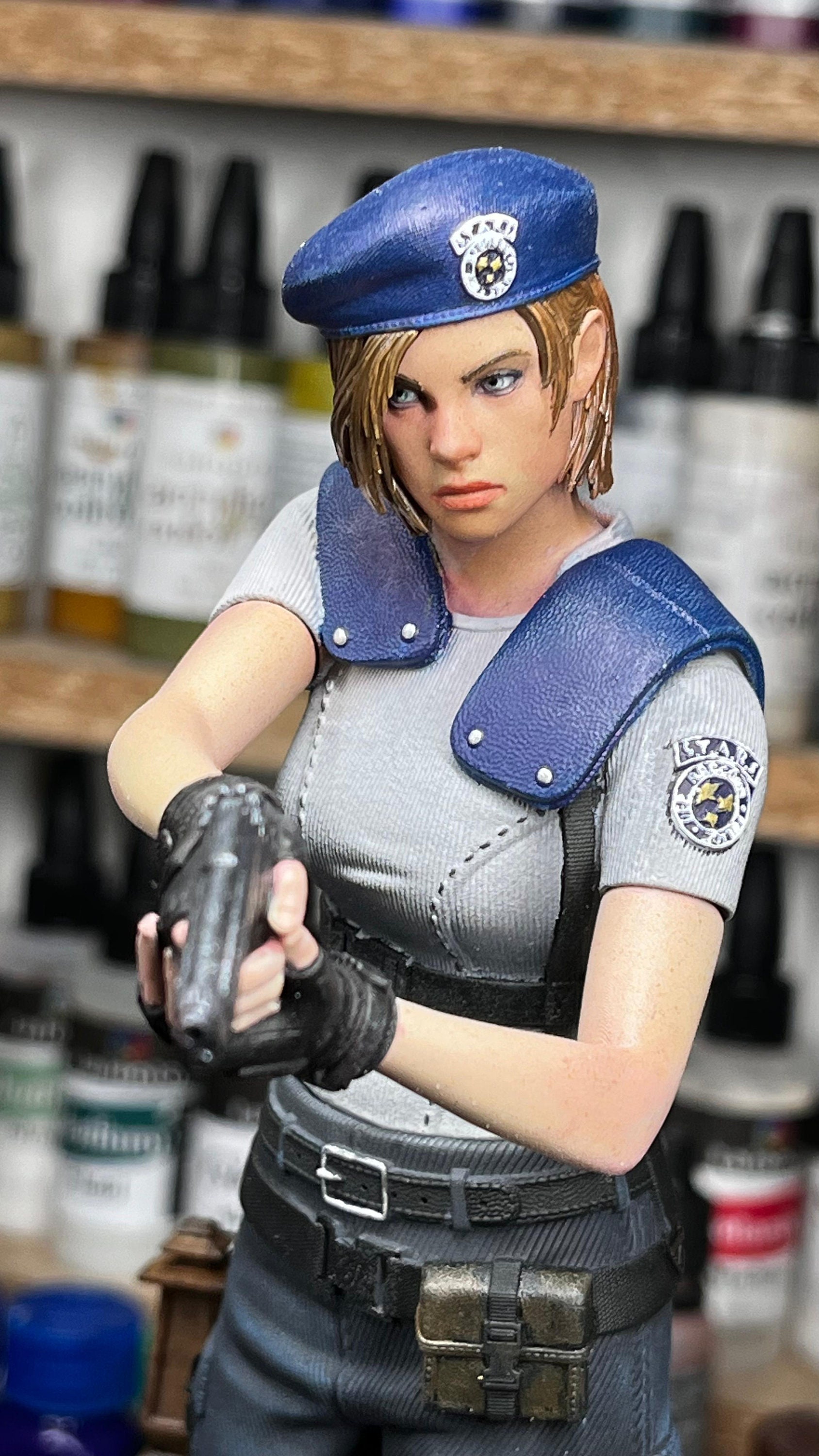 バイオハザード 1 リメイクのジル バレンタインに触発されたジオラマ