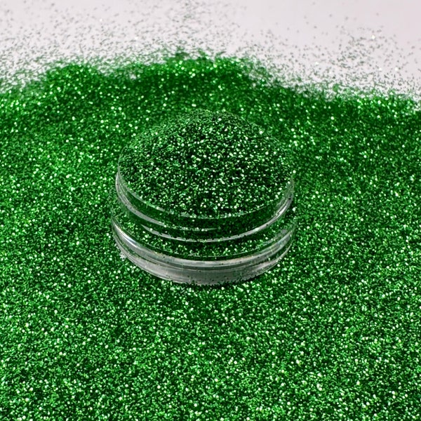 Green jewel fine glitter, emerald, Polyester Glitter, Nail art, Tumblers, Slime, Deco, Crafts, Confetti, St. Patrick's day, dark green