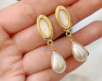 Vintage Oval Pearl Bridal Drop Earrings-14K Gold Plated Pearl Earrings-Statement Wedding Pearl Earrings-Bridesmaid Earrings