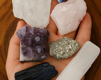 Healing Crystal Set: Sodalite, Pyrite, Amethyst, Selenite, Tourmaline, Quartz