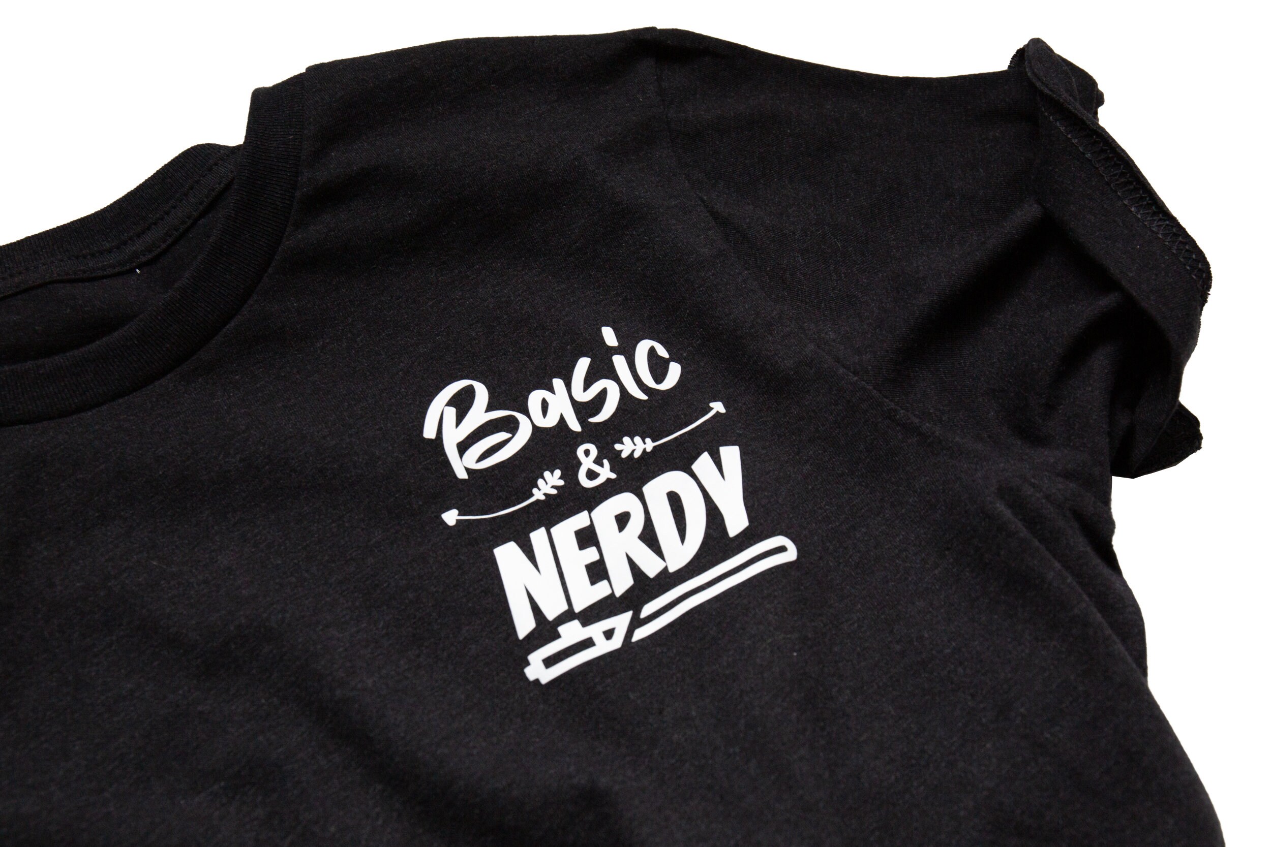 Basic & Nerdy Unisex shirt | Shirts for Geeks | Funny Shirt | Gifts for Nerds