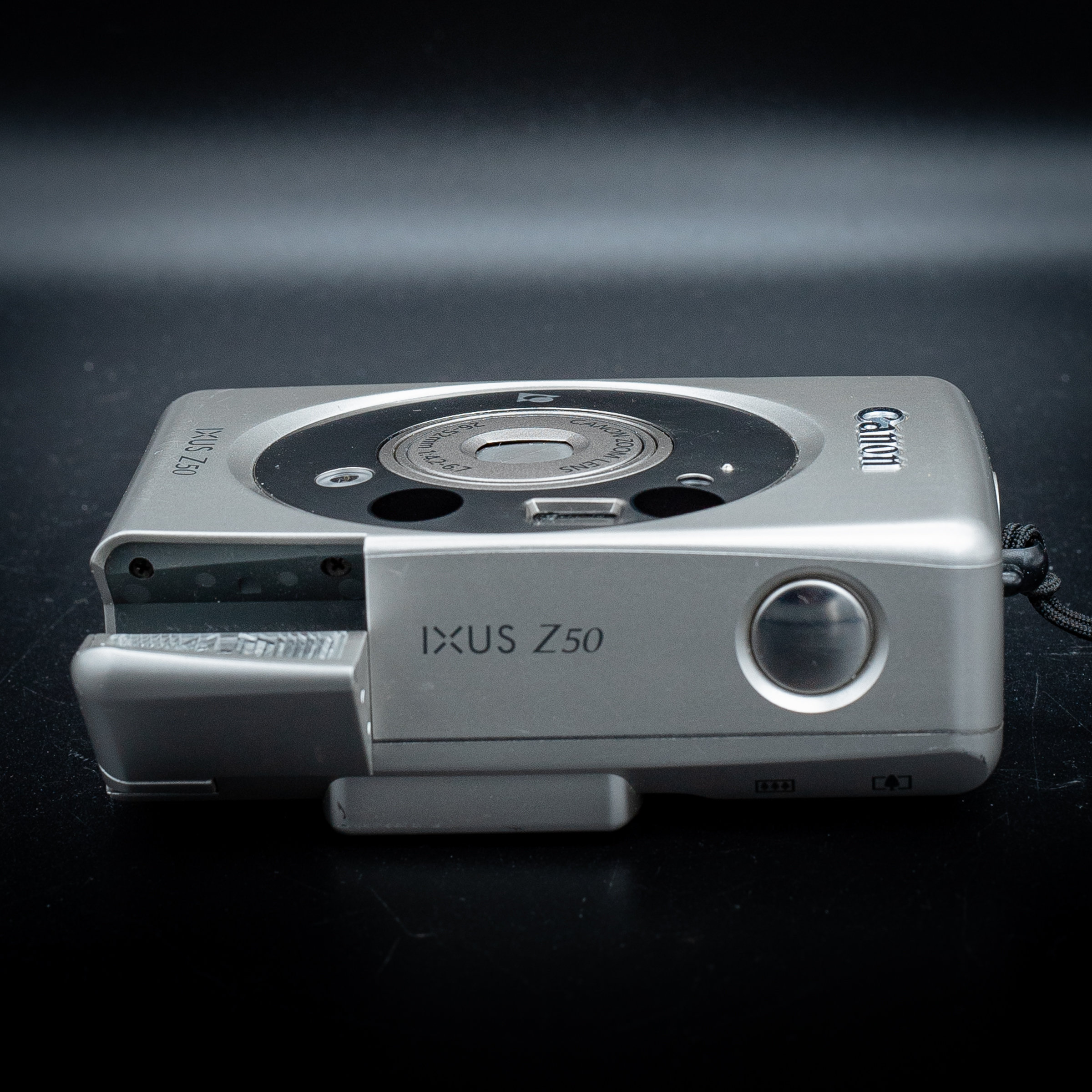 APS Point & Shoot Film Camera Kit Canon Ixus Z70 + Roll Of Expired