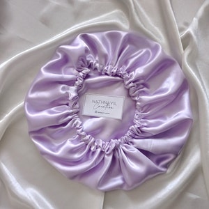 Bonnet de nuit mauve, charlotte de nuit en satin mauve