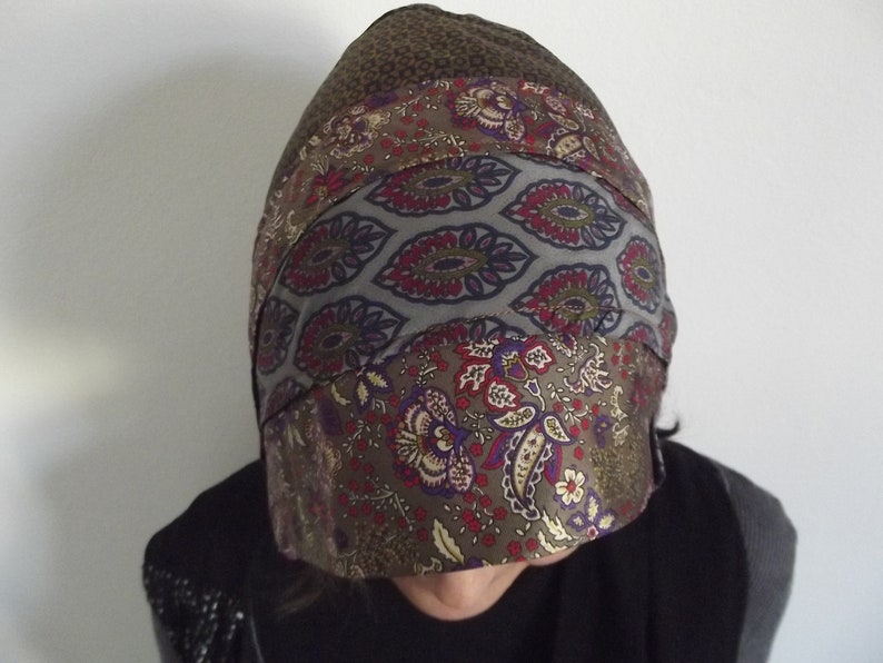 Handmade hat with pure silk ties