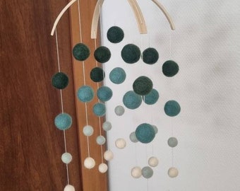 Felt ball mobile, felt mobile, mobile, baby mobile