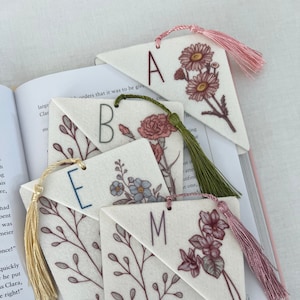 Bookmark | Birth Flower Bookmark | Christmas Gift | Stocking Stuffer | Gift For Her | Book Lover Gift | Gifts | Birthday Gift | Teen Gifts