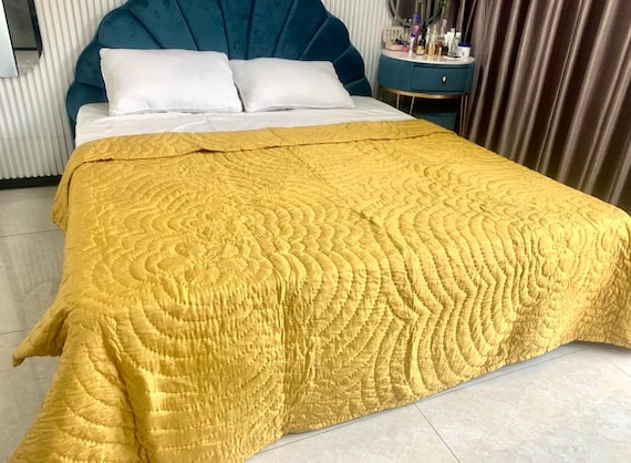 Luxury silk blanket comforter duvet, 100% natural silk on both side, coverlet, bedspread, many colors and hand stitched style to choose