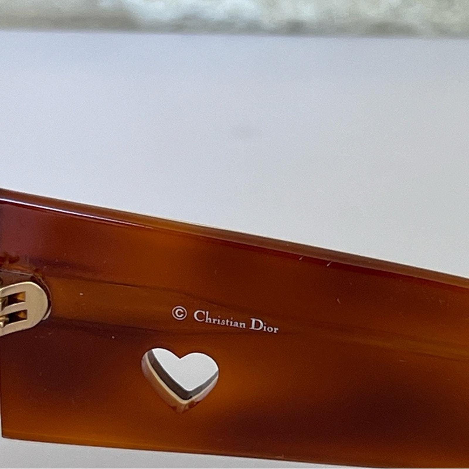 Dior Lovingly Sunglasses Tortoise White Cutout Hearts  display picture 1