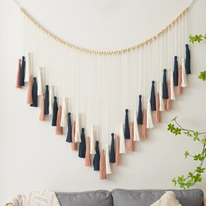 Macrame kwast muur opknoping, Boho kwekerij decor, moderne kunst aan de muur, slinger met kwastje, nieuw huis cadeau, macrame decoratie H35