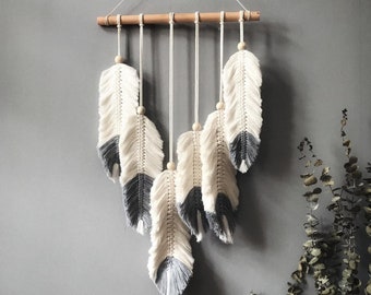 Macrame Feather Wall Hanging, Modern Macrame Wall Art, Boho Wall Decor, Nursery Home Decor, Living Room Wall Art,  Christmas Gifts L05