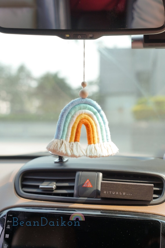 Makramee Regenbogen Auto Anhänger, Makramee Regenbogen Autozubehör,  Rückspiegel Auto Aufhänger, niedliches Autozubehör, Boho Auto,  Weihnachtsgeschenke A19 - .de