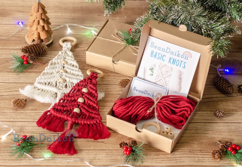 Macrame Christmas Tree DIY KIT, Christmas Craft Gifts, Holiday, Craft, Decoration, Wall Hanging, Festive, Gift Idea, Christmas Craft Kit K13 image 6