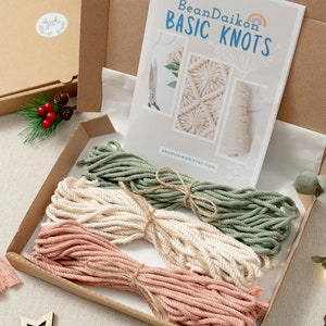 KIT Christmas Tree Macrame, DIY Craft Kit, Boho Christmas Decor, Craft Kit for Adults, Macrame Kit, DIY Christmas Gifts, Holiday Gifts K19 image 6