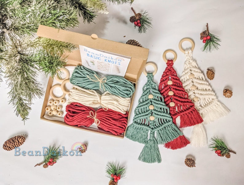 Macrame Christmas Tree DIY KIT, Christmas Craft Gifts, Holiday, Craft, Decoration, Wall Hanging, Festive, Gift Idea, Christmas Craft Kit K13 image 1