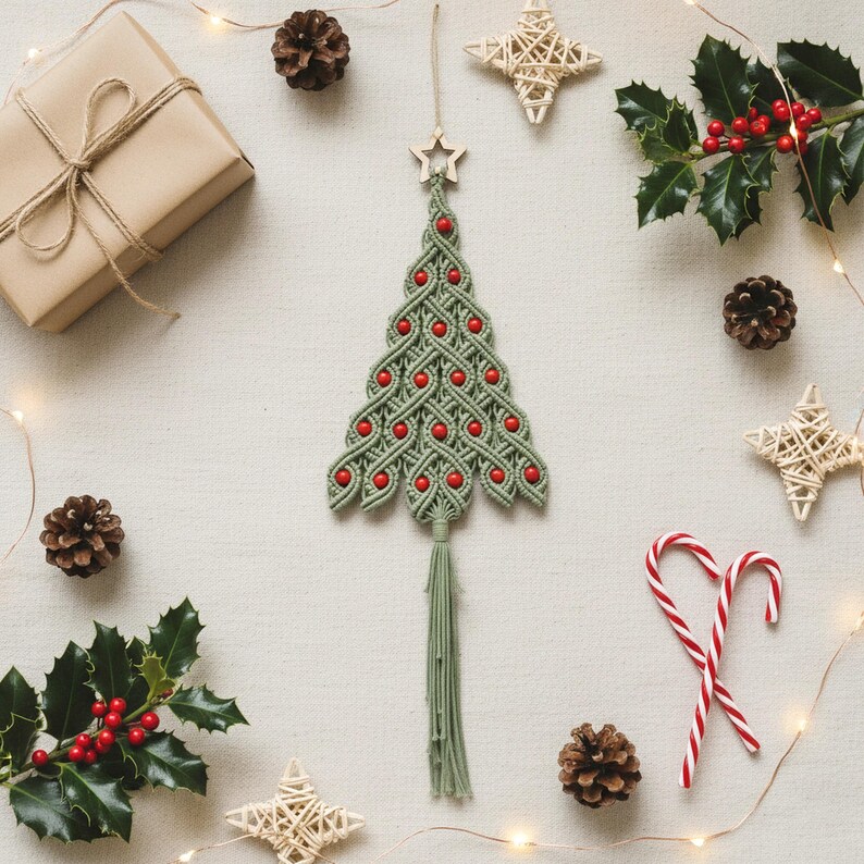 Makramee Weihnachtsbaum, minimale saisonale Kunst, Boho Wandbehang, Weihnachtsdekoration, Baumdekor, Weihnachtsgeschenk, Weihnachtswandbehang X52 Bild 11
