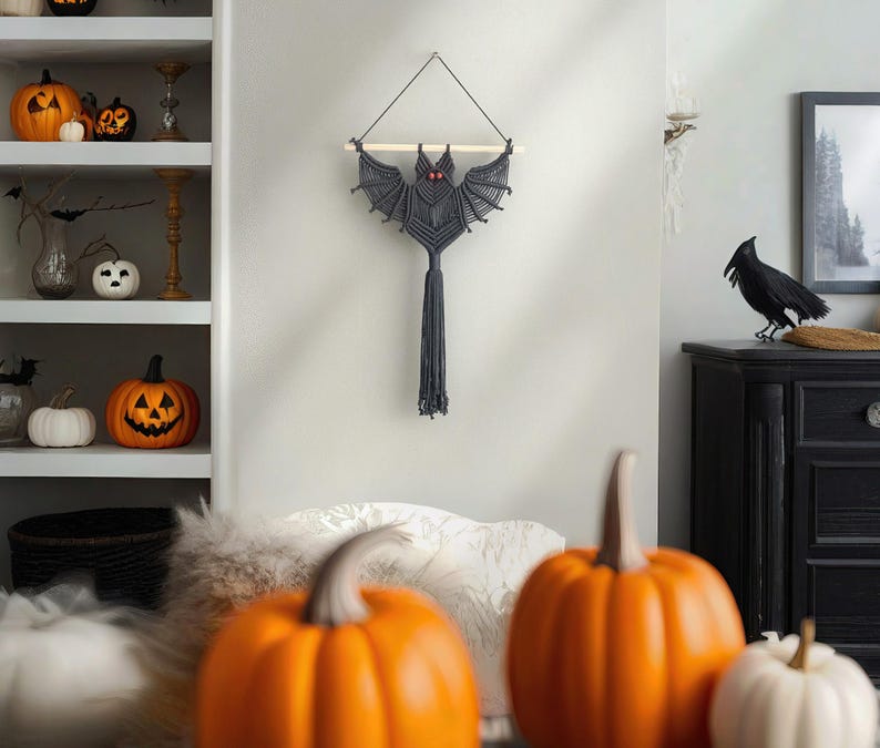 Macrame Gothic Bat, Dark Wall Art, Bat Ornaments, Macrame Gift, Gothic Decoration, Goth Aesthetic, Boho Bedroom, Bat Decorations V12 image 9