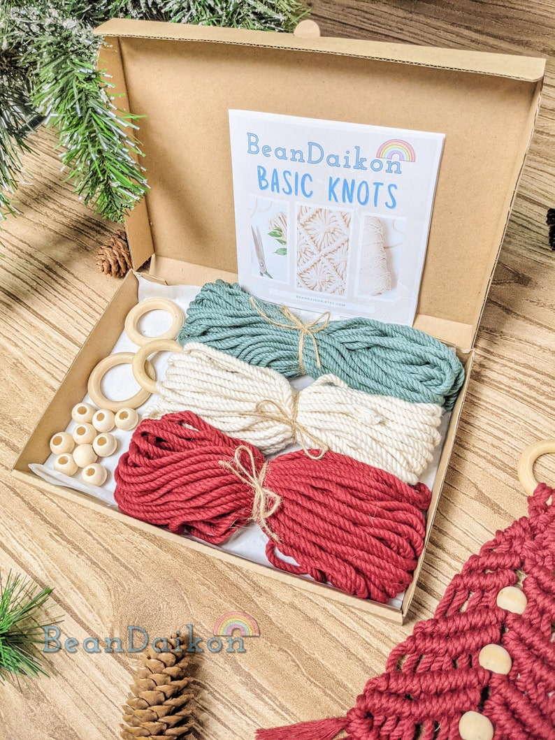 Macrame Christmas Tree DIY KIT, Christmas Craft Gifts, Holiday, Craft, Decoration, Wall Hanging, Festive, Gift Idea, Christmas Craft Kit K13 image 10