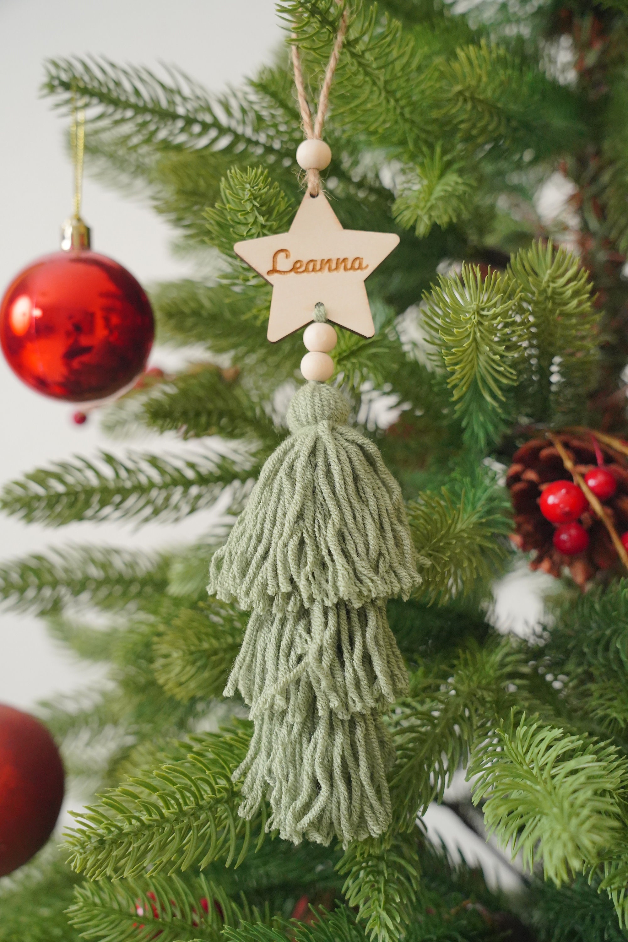 Lingouzi Personalized Family Of Christmas Ornaments Gift DIY Name, Handmade  Christmas Tree Ornament, 2023 Xmas DIY Name Wooden Decorations, Cute