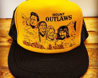 Mount Outlaws Trucker Hat