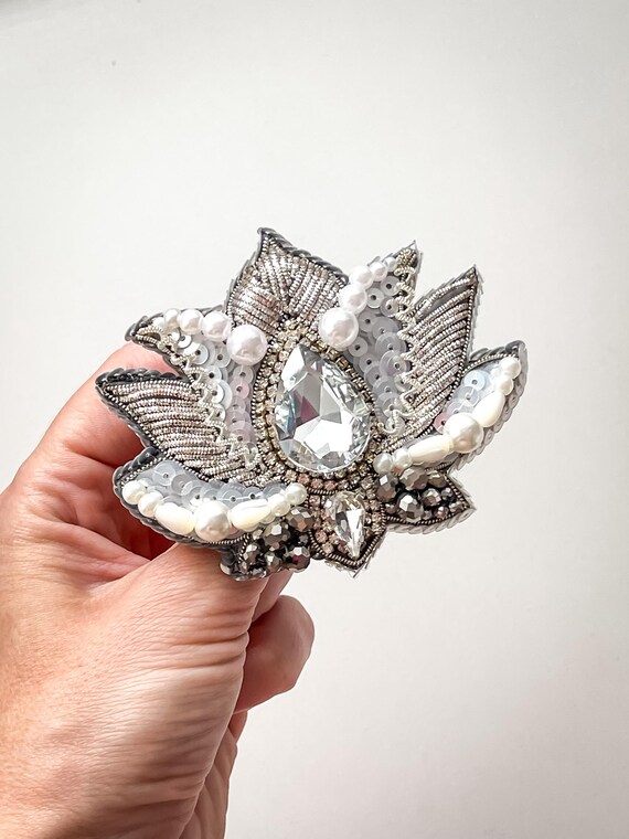 Silver Lotus Brooch – Hand Embroidered Crystal Beaded Pin 