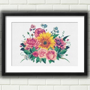 Daisy Floral Bouquet Cross Stitch Pattern: Vintage-Inspired Flower Arrangement PDF Chart