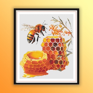 Watercolor Honey Bee Counted PDF Cross Stitch Pattern, Bumble Bee, Spring Flowers and Queen Bee, Hand Embroidery, Modern Cross Stitch
