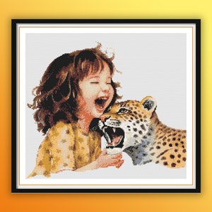 Aquarel klein blij meisje en baby tijger getelde kruissteek pdf-patroon, tijgertemmer meisje, moderne kruissteekkaart, handborduurwerk