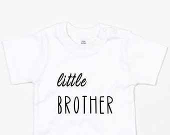 Camiseta hermano pequeño, pareja look camisas hermana, regalo Navidad bebé niño, anuncio nacimiento, atuendo familiar