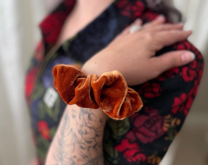 Silk Velvet Scrunchie. Beautiful Vibrant colours. Soft Hair Hugging Silk Velvet. Silk Scrunchie. Bridesmaid Scrunchie Gift. Gift for her.