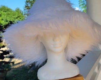 Winter hat/ long hair faux fur bucket hat/ packable furry hat