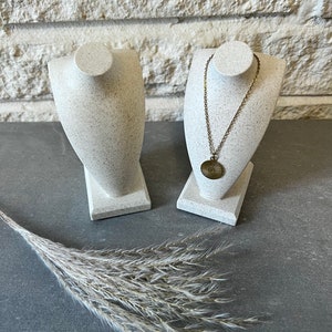 Handmade Jesmonite Necklace Display Stand: Modern Jewelry Storage
