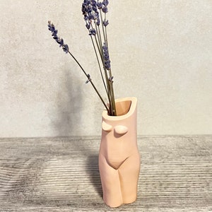 Naked lady vase, boob pot, female body, brush holder, pen pot, modern woman, neutral decor, minimalist decor, scandi design, Nordic concrete