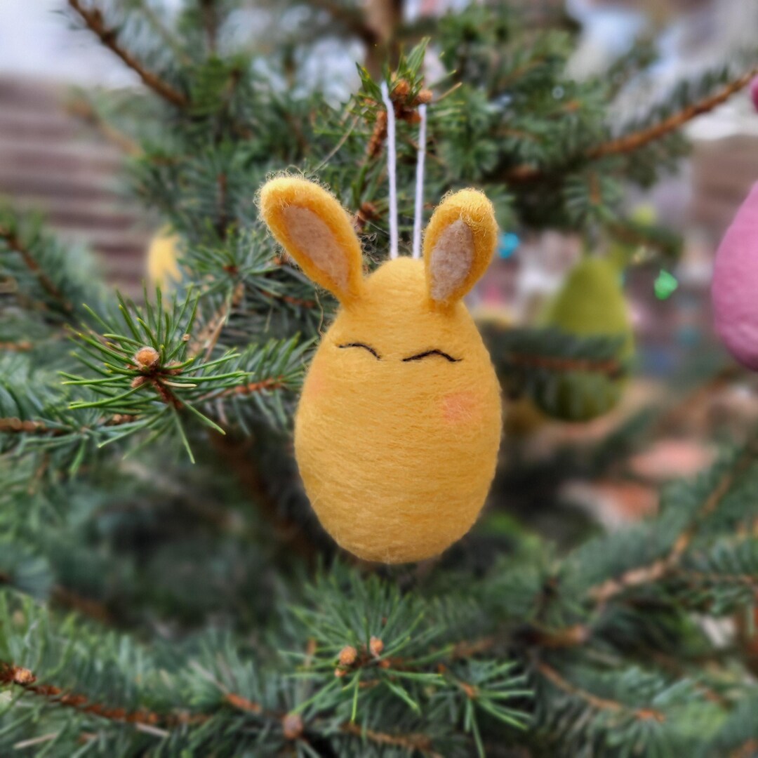 Needle Felted Easter Egg Ornament: Handmade Bunny Decoration - Etsy