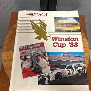RARO Vintage Nascar 1988 Winston Cup Yearbook (Primeira Edição)