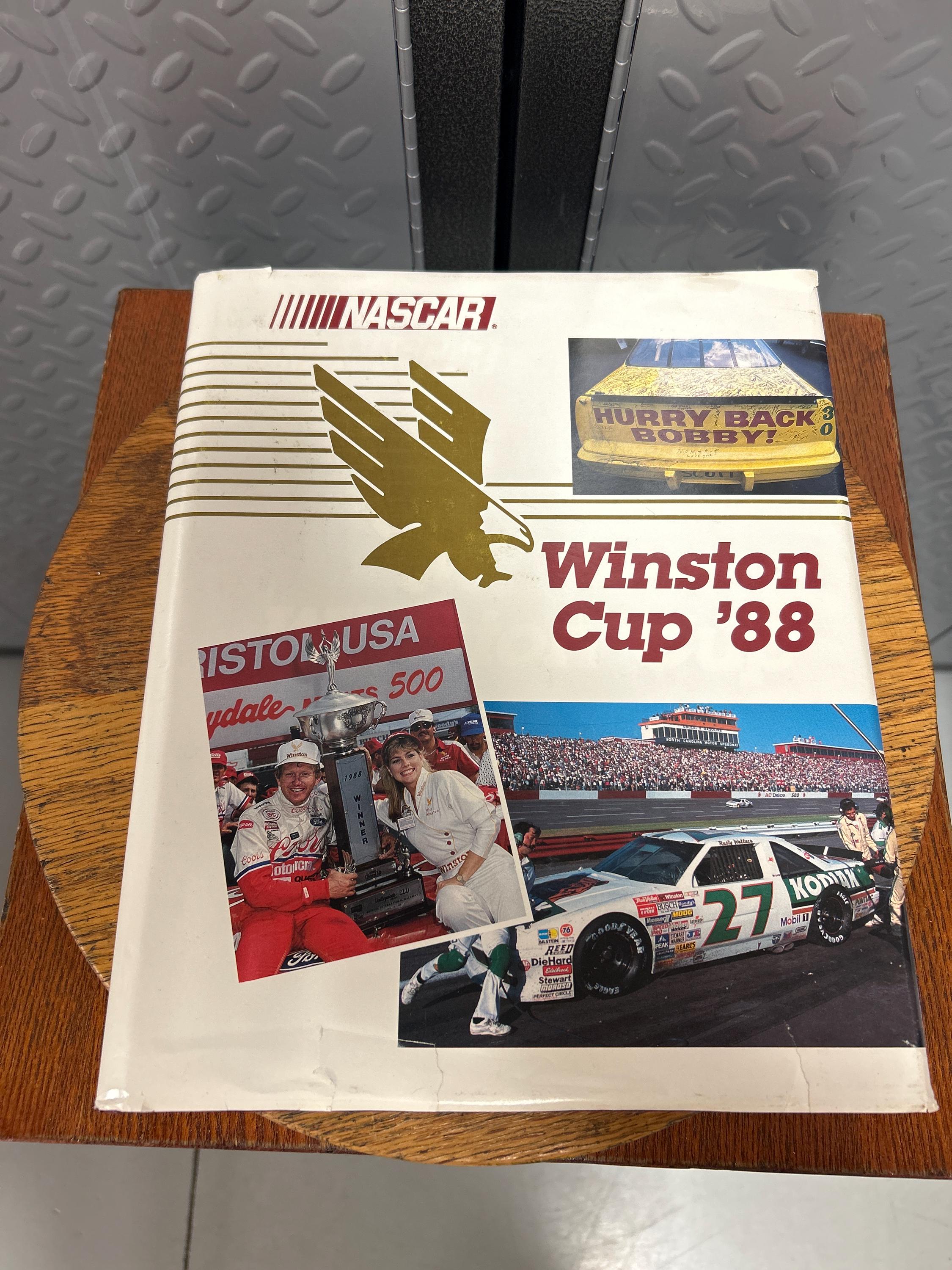 洋書 NASCAR's Wild Years 洋書 NASCAR's Wild Years 洋書 NASCAR's Wild Years NASCAR's