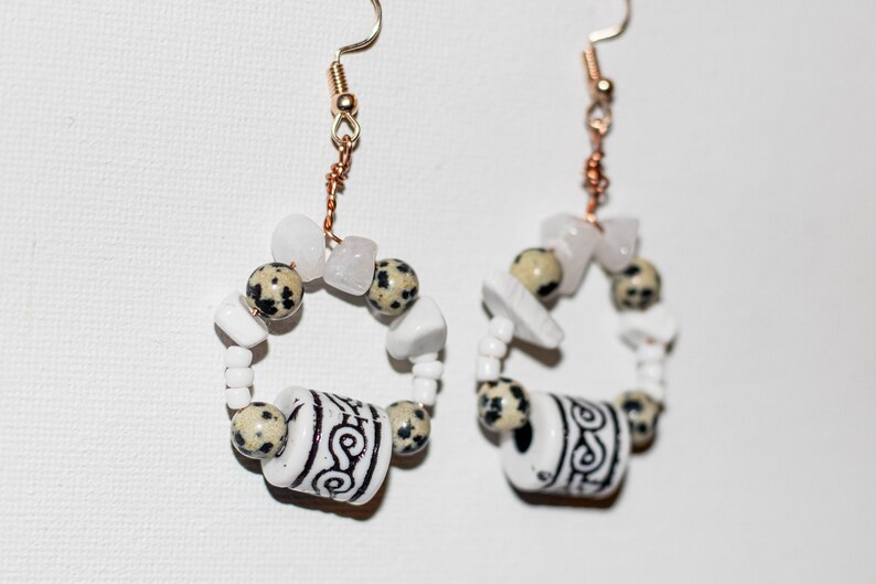 Howlite and Dalmation Stone Beaded Healing Crystal Hoop Earrings Quartz
