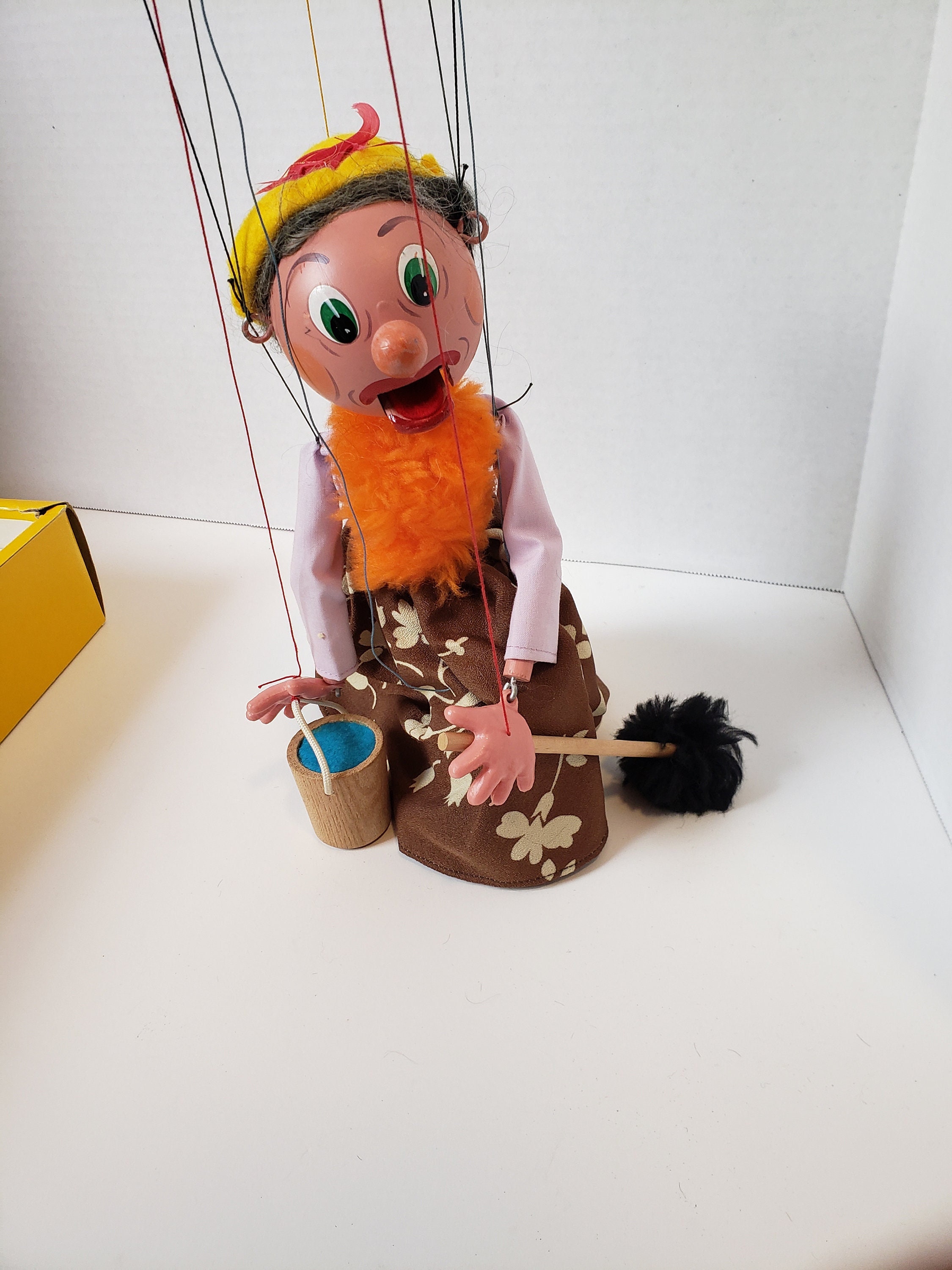 Vintage Pelham Puppets SM7 OLD LADY with bucket Etsy.de