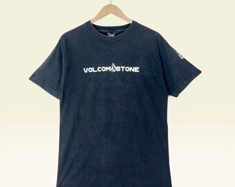 Camiseta vintage Y2K Volcom Stone com estampa/Streetwear/Camiseta preta com estampa/Tamanho M