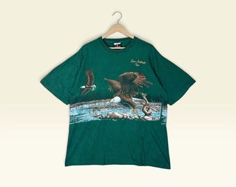 Camiseta vintage Habitat '92 San Antonio Eagle dos anos 90 / Etiqueta Signal / Estampa de natureza e vida selvagem / Estampa nas costas / Verde - Tamanho GG (XL) - Fabricada nos EUA