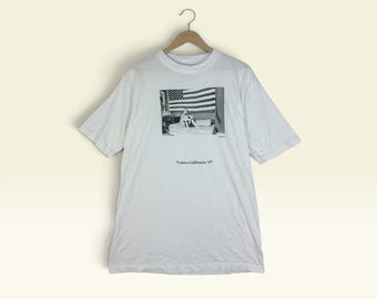 Camiseta vintage dos anos 90 com arte fotográfica da Vanice 69 por Akira Kobayashi – Fotografia da Contracultura / Original