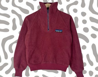 Chaqueta tipo jersey de forro polar Patagonia vintage color granate – Estilo años 90 para actividades al aire libre Talla S