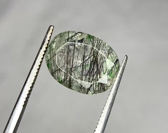 ブラックルチルクォーツ宝石 | 5.35カラット オーバルカット